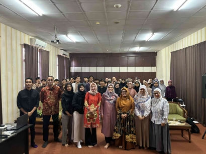 Pelatihan Mahasiswa Perbankan Syariah UIN Malang Oleh Bank Muamalat (Personal Grooming dan Public Speaking)