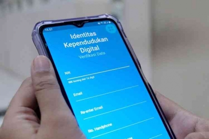 Menuju Era KTP Digital: Antara Idealisme dan Realita Digitalisasi di Indonesia