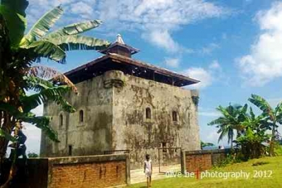 Benteng Beverwijk: Kekayaan Sejarah yang Terlupakan di Pulau Nusalaut