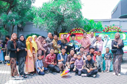 Menilik Pencapaian Pimpinan Pesantren Modern Daarut Tarqiyah Primago Dalam Wisuda Doktoral UIKA Bogor