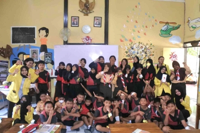 Mahasiswa Kesehatan Masyarakat Unnes Gelar Penyuluhan terkait Pertolongan Pertama pada Kecelakaan (P3K) di SD Negeri Barusari 02 Semarang