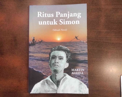 Resensi-Buku Fiksi: Ritus Panjang Untuk Simon
