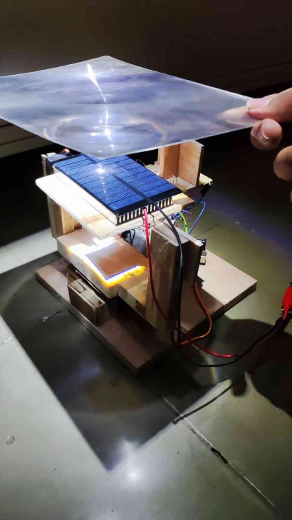 Penggunaan Lensa Fresnel Dalam Panel Surya Sebagai Sumber Energi Terbarukan