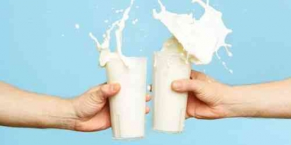 Kenali Tanda-tanda Produk Susu yang Sudah Rusak dari Perubahan Fisik pada Susu