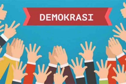 Menelusuri Stagnasi Indeks Demokrasi Indonesia Berdasarkan Perspektif Historis dan Struktur Sosial Masyarakat Indonesia
