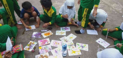 Mengungkap Kreativitas Anak Melalui Program Blow Painting di SD Swasta Islamiyah Pontianak