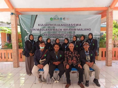 Keseruan Pembukaan KKM UIN Maulana Malik Ibrahim Malang di Balai Desa Gading Kembar-Kelompok Twinivory 20