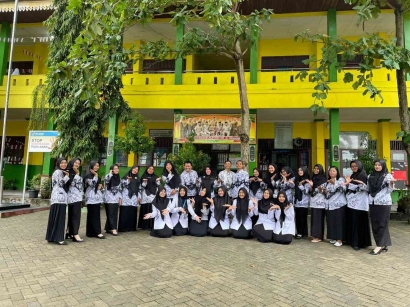 Keseruan Peringatan Hari Guru Nasional ke-78 SDN 131 Pekanbaru bersama Mahasiswa Asistensi Mengajar PGSD FKIP UIR