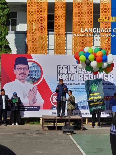Pelepasan dan Penyerahan KKM Universitas Islam Negeri Maulana Malik Ibrahim Malang