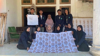 Menemukan Keunikan dalam Batik Garudeya Desa Kidal: Karya Seni, Warisan Budaya, dan Keseharian Pengrajin