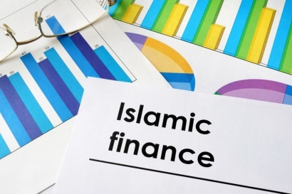 Peluang dan Eksistensi Indonesia dalam Ekonomi Islam Global Pasca "SGIE" Menjadi Trending Topic