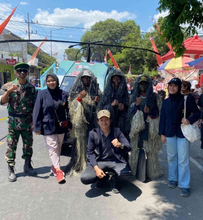 Peran Mahasiswa MBKM di Polsek Sumbersari dalam Menjaga Karnaval Kemerdekaan di Kelurahan Karangrejo Kabupaten Jember
