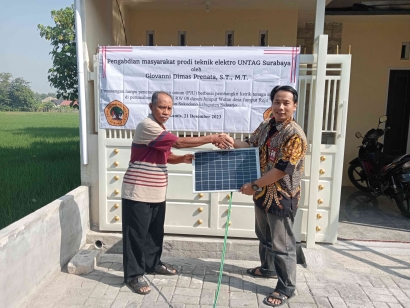 Pemasangan lampu PJU Berbasis PLTS di Perumahan Baru RT 26 RW 08 Dusun Jumput Wetan Desa Jumput Rejo Sukodono Sidoarjo
