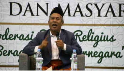 Pemecatan KH Marzuki Mustamar dari Ketua PWNU Jatim, Langkah yang Perlu Dikaji Ulang