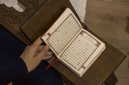 Mencari Keberkahan Dalam Al-Qur'an