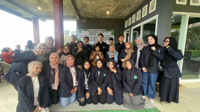 Pelatihan Pembuatan Kripik Buah dan Digital Marketing Guna Kembangkan Potensi Alam di Desa Taji, Kecamatan Jabung, Kabupaten Malang