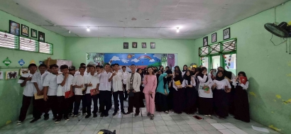 Melatih Keterampilan Komunikasi Lewat Training Public Speaking oleh Coach Priska Sahanaya di SMA Muhammadiyah 24 Jakarta