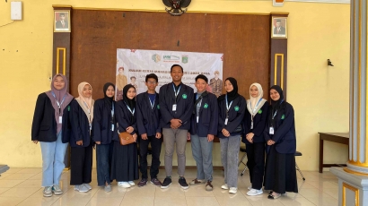 Antusias Mahasiswa UIN Maulana Malik Ibrahim Malang dalam Kegiatan Kuliah Kerja Mahasiswa 2023-2024 di Desa Karanganyar Kecamatan Poncokusumo