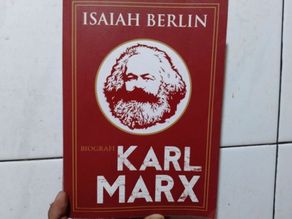 Resensi Buku "Biografi Karl Marx"
