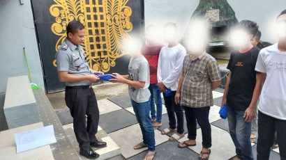 Penuhi Hak WBP, Rutan Banda Aceh Berikan Baju Dis kepada Warga Binaan