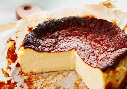 Sensasi Gosong dan Lembut, Resep Mudah Membuat Burnt Cheesecake