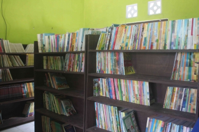 Program Pojok Baca Perpustakaan SD Negeri Panjeng: Membaca Jadi Lebih Menyenangkan!