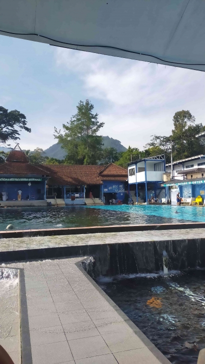 Jernihnya Air Pemandian Muncul Banyubiru Kabupaten Semarang