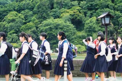 Pentingkah Implementasi Kebiasaan dan Etika Masyarakat Jepang bagi Pendidikan Anak Usia Dini?