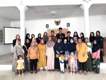 Menyelami Pasar Digitial Bersama KKM 88 UIN Malang Untuk Meningkatkan UMKM Desa Pajaran