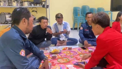 Sosialisasi SUB 6 Mengenai Edukasi Dan Melatih Hard Skill Editing Video Menggunakan aplikasi CapCut kepada Karang Taruna Dusun Bacem