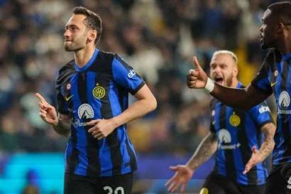 Jelang Napoli vs Inter Milan : Ini Final Supercoppa, Mazzarri Percaya Mental Timnya Sekuat Inter