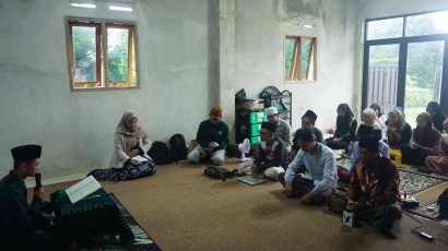 Semarakan Musyawarah Nasional KMNU Ke-X dengan Muqoddaman Al-Quran bersama KMNU Se-Nusantara