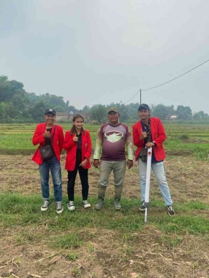 Revitalisasi Pertanian Melalui Inovasi: Mahasiswa UNTAG Surabaya Sukses Implementasikan Alat Penabur Pupuk Jagung di Desa Tawar, Mojokerto