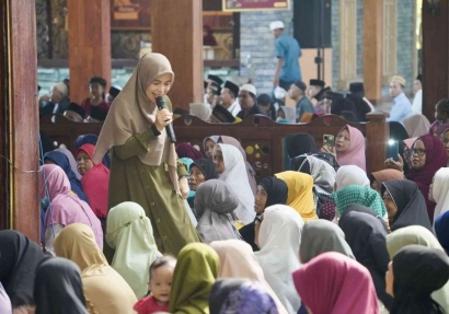 Atikoh Melantunkan Selawat Nariyah, Pemuka Agama: Kapan Lagi Berselawat sama Istri Calon Presiden