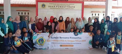 Berikan Edukasi Cegah Stunting dan Demonstrasi (PMT) Puding Daun Kelor di Posyandu Dusun Punduttrate, Benjeng, Gresik