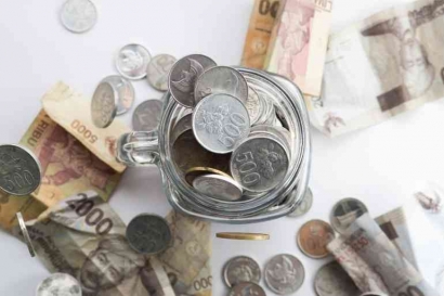 Frugal Living, Kunci Menata Keuangan Guru di Tengah Keterbatasan Finansial