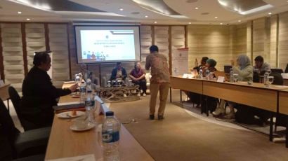 Liputan Kegiatan Diskusi Kelompok Terarah Mekanisme Pelaporan Hoaks Pemilu 2024 oleh Mafindo di Hotel Ashley Wahid Hasyim Menteng