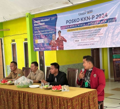 Langkah Awal Kemajuan: Pembukaan KKN-Pencerahan Universitas Muhammadiyah Sidoarjo Kelompok 20 di Balai Desa Kertosari