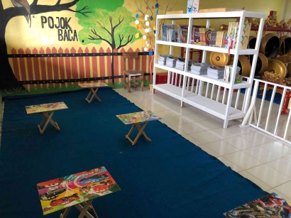 Tim PPMT UNIMMA Dongkrak Minat Literasi Siswa Melalui Konsep Pojok Baca Ramah Siswa di SD Negeri Soronalan 2 Kecamatan Sawangan