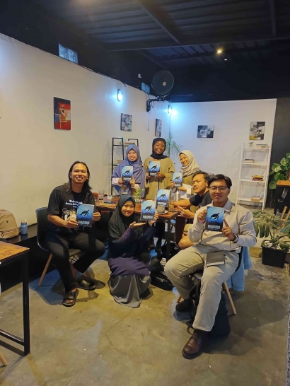Runduma Surga Kecil di Wakatobi: Buku yang Mengajak Kita Merenungi Pembangunan Masyarakat