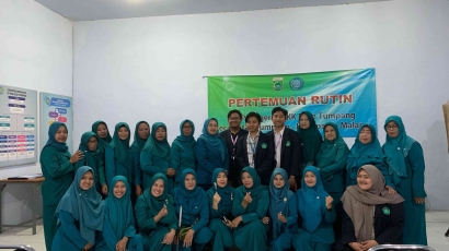 KKM UIN Malang Kelompok 133 Sosialisasi Sanitasi Buruk Penyebab Utama Stunting