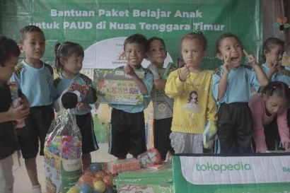 Kebaikan untuk Masa Depan: Paket Belajar untuk Anak-Anak Nagekeo, NTT