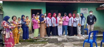 KKM-R UIN Malang Bantu Imunisasi Polio dan Stunting Posyandu Desa Plaosan