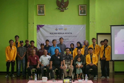 Pendampingan Program Digital Marketing Kampung Kaos Dusun Drojogan Desa Sidomulyo Untuk Meningkatkan Promosi dan Penjualan Oleh Tim KKN Untidar