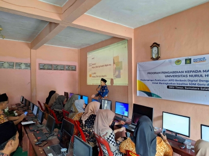 Pendampingan Pembuatan LKPD Berbasis Digital dengan Menggunakan Live Worksheets Bagi Guru di MA Nurul Huda Sukaraja