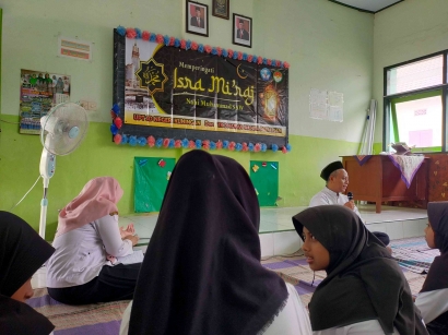 Kreativitas Guru PAI dalam Peringatan Isra Miraj: Pembelajaran Kontekstual yang Menyenangkan dan Bermakna