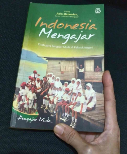 Review Buku Indonesia Mengajar Karya Pengajar Muda