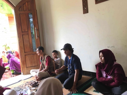 Pemilahan Sampah dan Program Bank Sampah, Mahasiswa KKN UIN Prof. KH Saifuddin Zuhri Purwokerto dan Puskesmas Susukan Berkolaborasi Edukasi Masyarakat