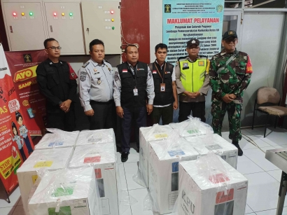 TPS Khusus Lapas Narkotika Nusakambangan Terima Logistik Pemilu 2024