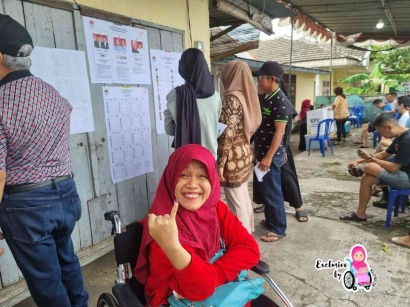 Nyoblos ala Disabilitas di Palembang